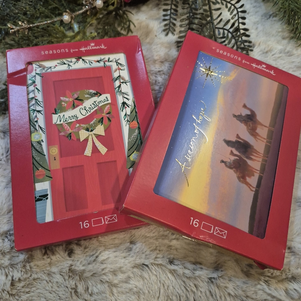 Hallmark Red Holiday Card Set 32 Cards Bundle